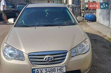 Седан Hyundai Elantra 2010 в 