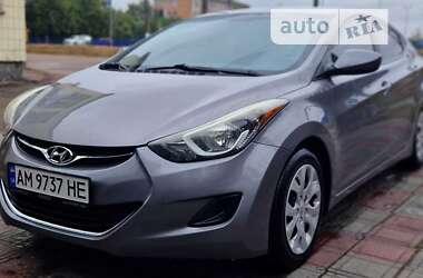 Hyundai Elantra 2013