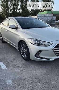 Седан Hyundai Elantra 2016 в Запоріжжі