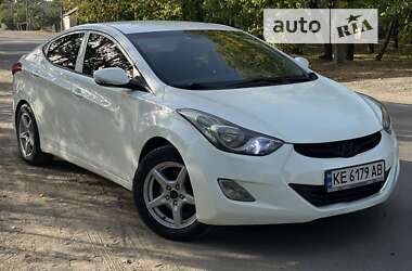 Седан Hyundai Elantra 2013 в Дніпрі