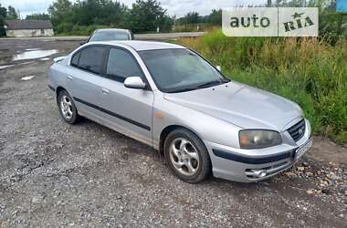 Седан Hyundai Elantra 2005 в Шумске