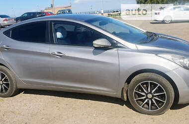 Седан Hyundai Elantra 2012 в Белгороде-Днестровском