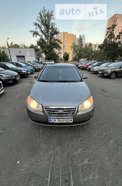 Hyundai Elantra 2011