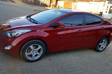 Hyundai Elantra 2013