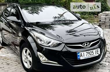 Седан Hyundai Elantra 2014 в Ірпені