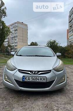 Седан Hyundai Elantra 2014 в Киеве