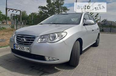 Седан Hyundai Elantra 2010 в Новомосковську