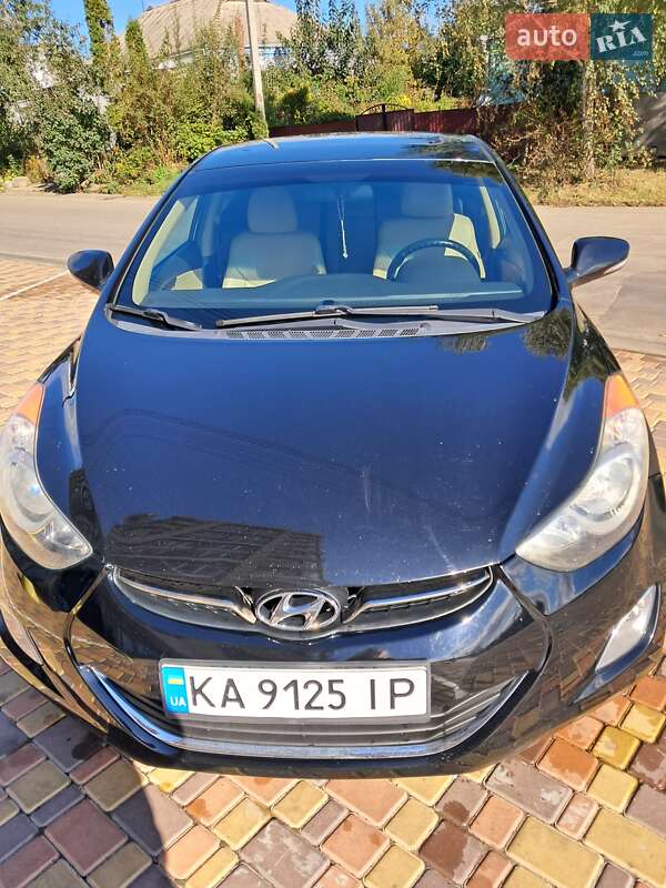 Hyundai Elantra 2013