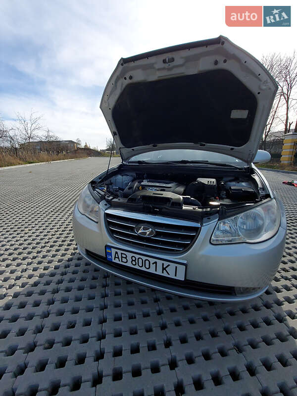 Седан Hyundai Elantra 2007 в Тульчине