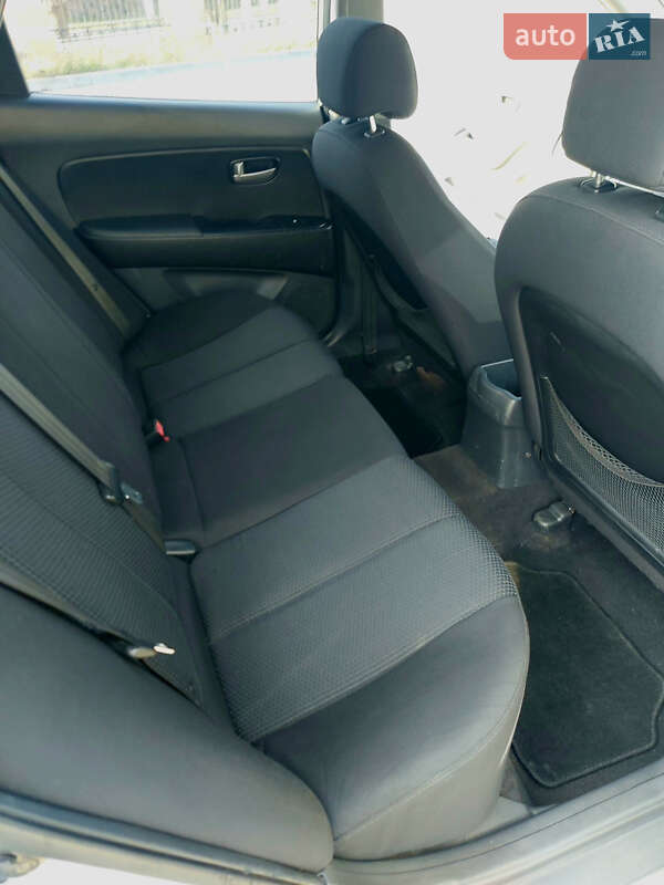 Седан Hyundai Elantra 2007 в Тульчине