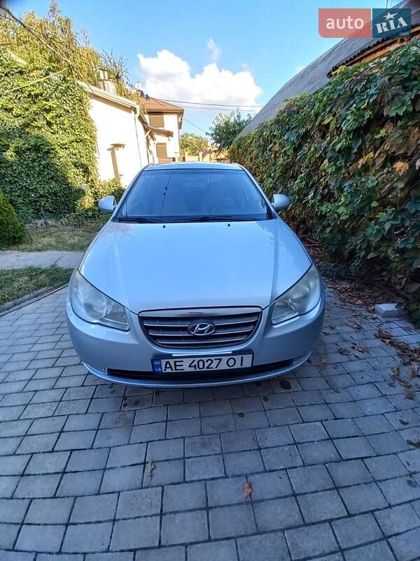 Hyundai Elantra 2008