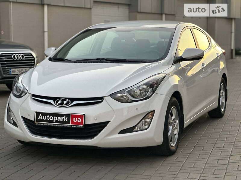 Седан Hyundai Elantra 2015 в Одесі