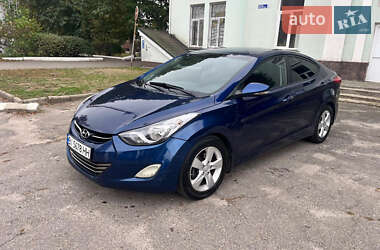 Седан Hyundai Elantra 2012 в Лубнах