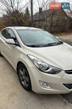 Седан Hyundai Elantra 2012 в Харкові