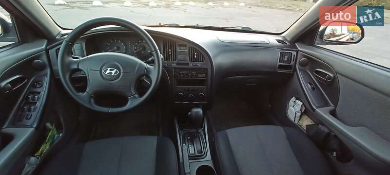 Хэтчбек Hyundai Elantra 2006 в Кривом Роге