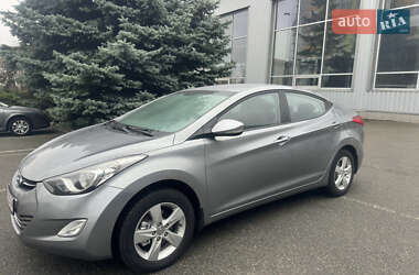 Седан Hyundai Elantra 2013 в Києві