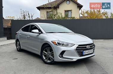 Седан Hyundai Elantra 2016 в Вишневом