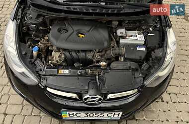 Седан Hyundai Elantra 2012 в 