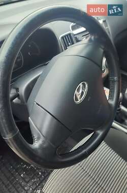 Седан Hyundai Elantra 2010 в 