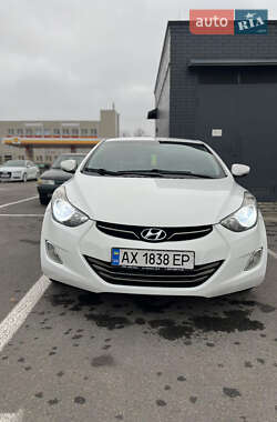 Седан Hyundai Elantra 2012 в Харькове