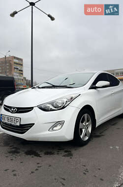 Седан Hyundai Elantra 2012 в Харькове