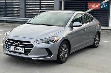 Седан Hyundai Elantra 2016 в Киеве