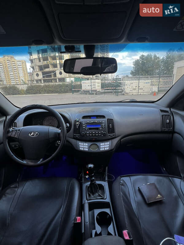 Седан Hyundai Elantra 2008 в Кагарлыке