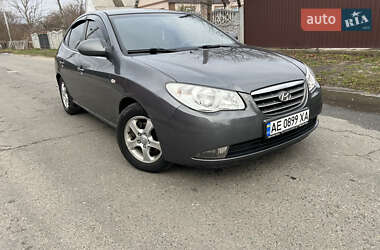 Седан Hyundai Elantra 2008 в Корсуне-Шевченковском