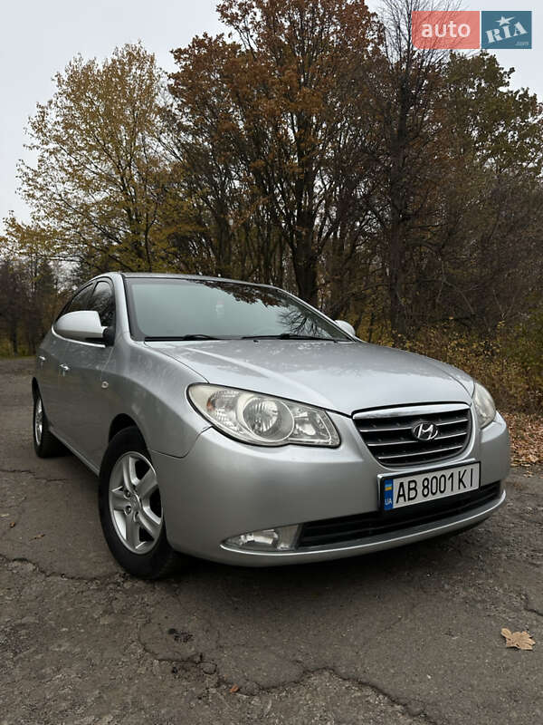 Седан Hyundai Elantra 2007 в Тульчине