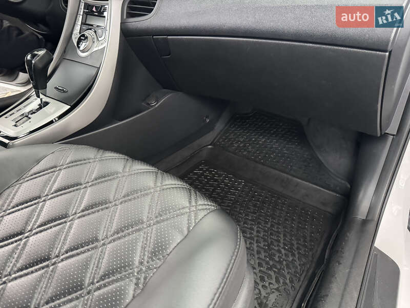 Седан Hyundai Elantra 2012 в Рівному