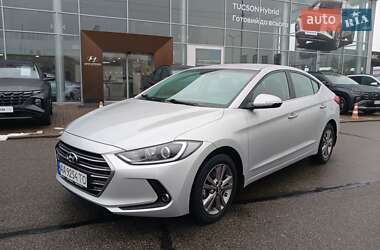 Hyundai Elantra 2018