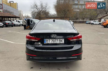 Седан Hyundai Elantra 2016 в Одессе