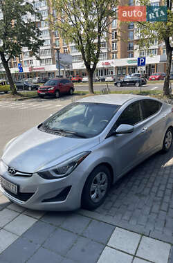 Hyundai Elantra 2015