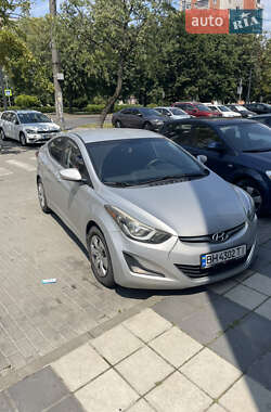 Седан Hyundai Elantra 2015 в Ровно