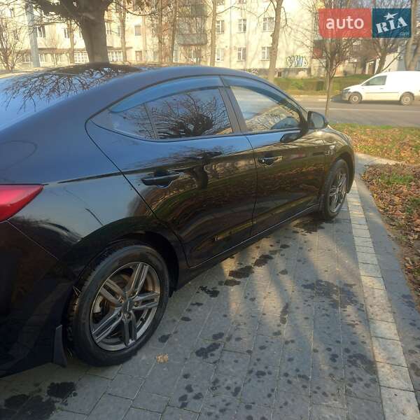 Седан Hyundai Elantra 2017 в Калуші фото 10 Седан Hyundai Elantra 2017 в Калуші