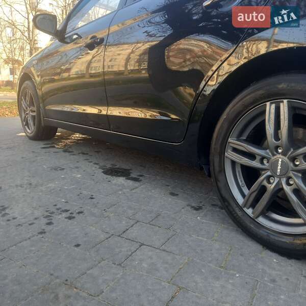 Седан Hyundai Elantra 2017 в Калуші фото 30 Седан Hyundai Elantra 2017 в Калуші