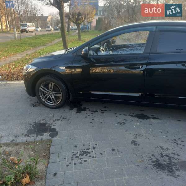 Седан Hyundai Elantra 2017 в Калуші фото 34 Седан Hyundai Elantra 2017 в Калуші