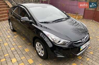 Hyundai Elantra 2013