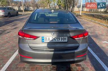 Седан Hyundai Elantra 2017 в Кропивницькому