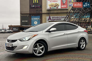 Hyundai Elantra 2012