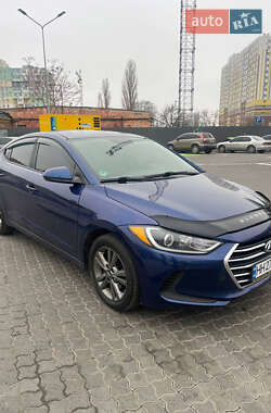 Hyundai Elantra 2017