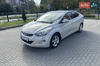 Hyundai Elantra 2012