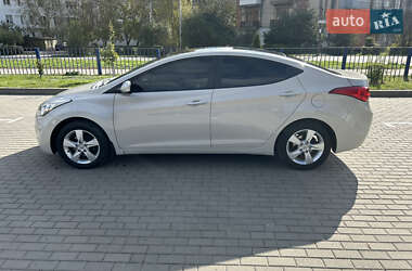 Седан Hyundai Elantra 2012 в Староконстантинове