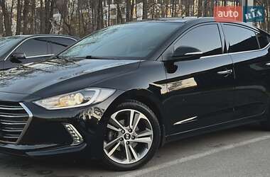 Седан Hyundai Elantra 2016 в Києві