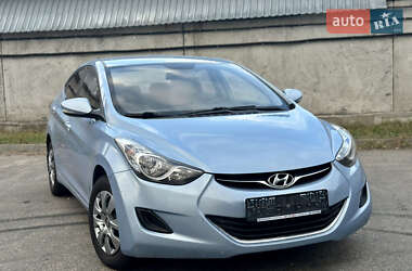 Седан Hyundai Elantra 2013 в Киеве