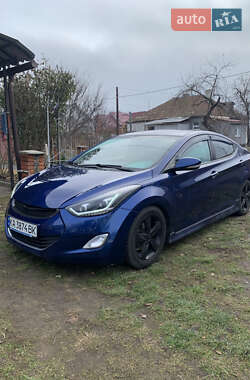 Седан Hyundai Elantra 2012 в Смілі