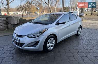 Hyundai Elantra 2015