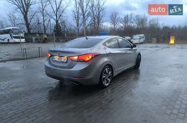 Седан Hyundai Elantra 2015 в Богородчанах