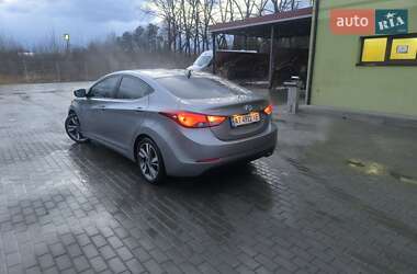 Седан Hyundai Elantra 2015 в Богородчанах