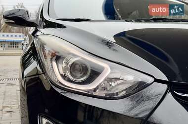 Седан Hyundai Elantra 2014 в Днепре